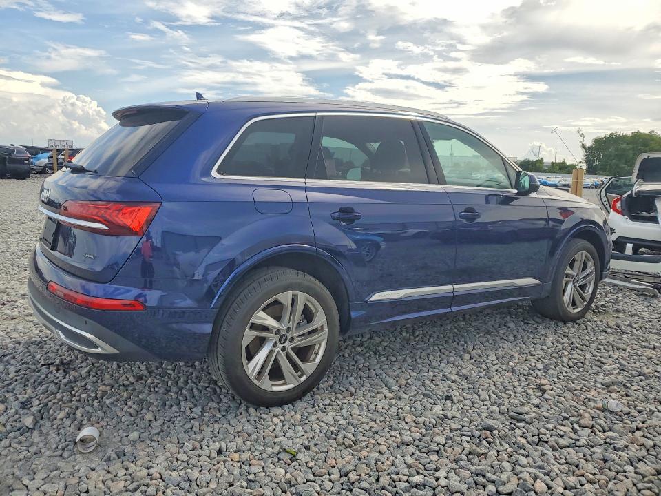 Photo 3 from auction – 2022 AUDI Q7 with VIN WA1LXBF79ND006740