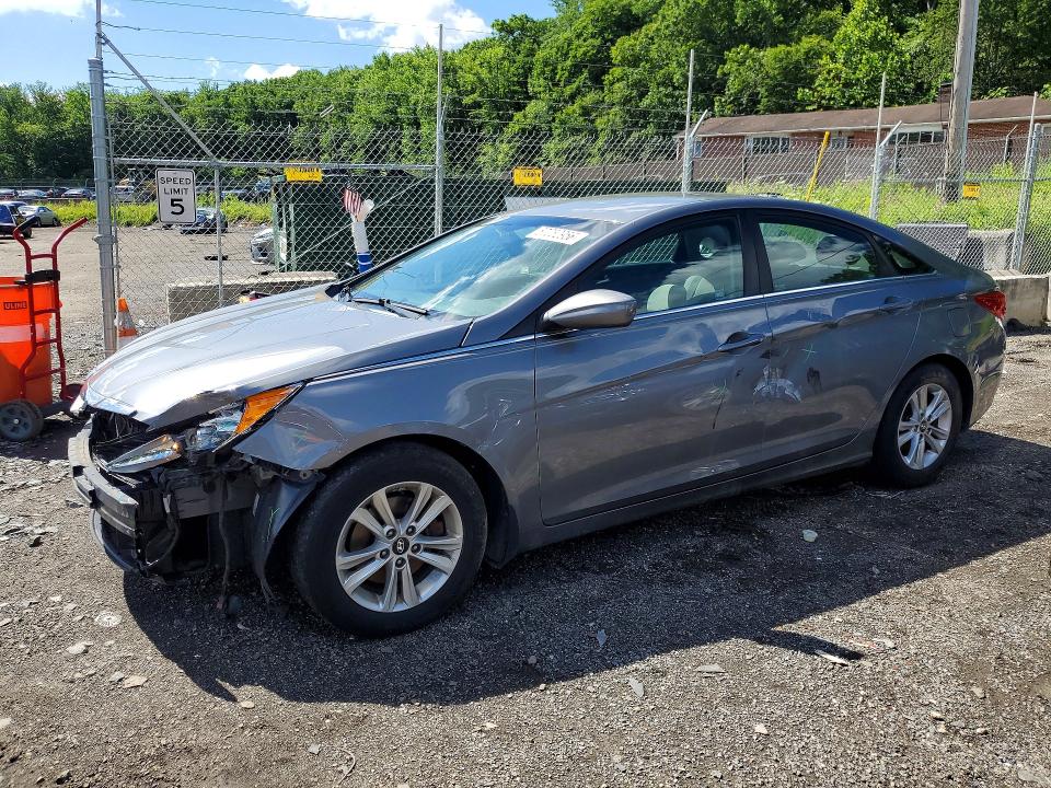 HYUNDAI SONATA 2013 with VIN 5NPEB4AC3DH519407 - Photo from auction