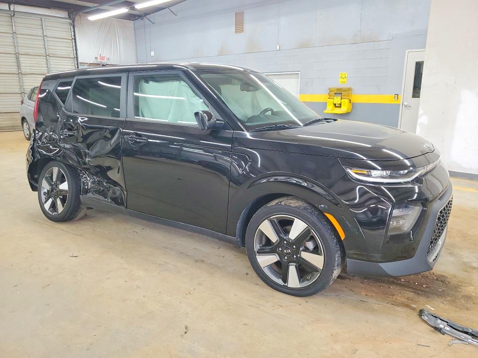 Photo 4 from auction – 2020 KIA SOUL with VIN KNDJ33AU2L7069430