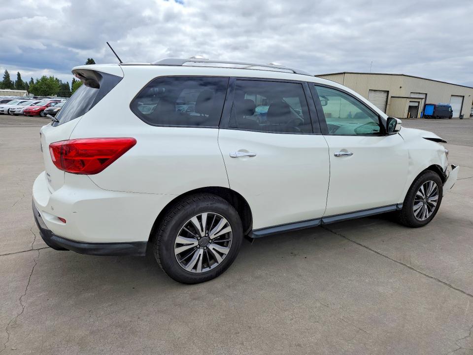 Photo 3 from auction – 2018 NISSAN PATHFINDER with VIN 5N1DR2MM3JC627285