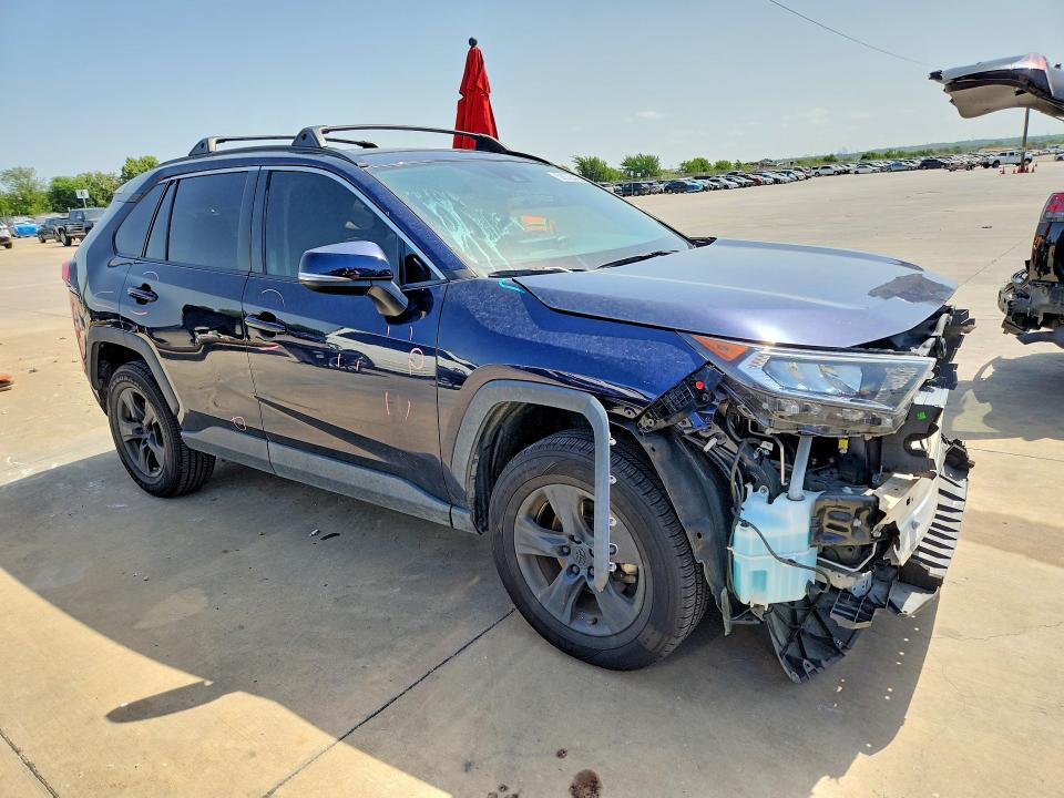 Photo 4 from auction – 2019 TOYOTA RAV4 with VIN 2T3W1RFV7KC032913