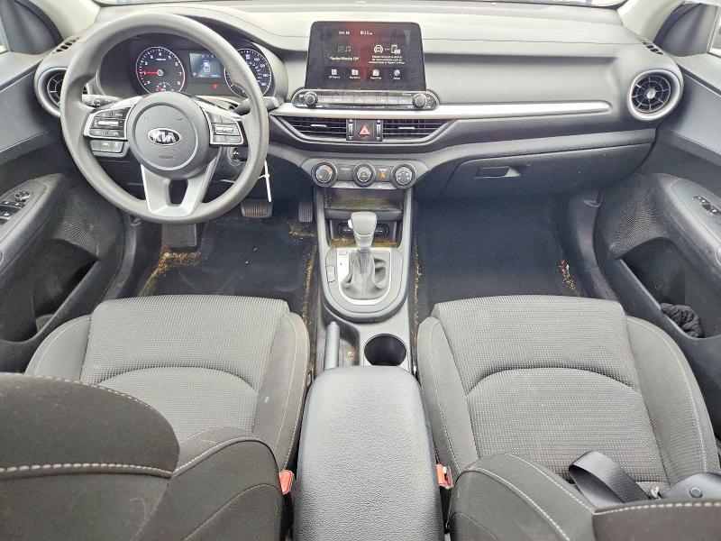 Photo 8 from auction – 2021 KIA FORTE with VIN 3KPF24AD9ME338460