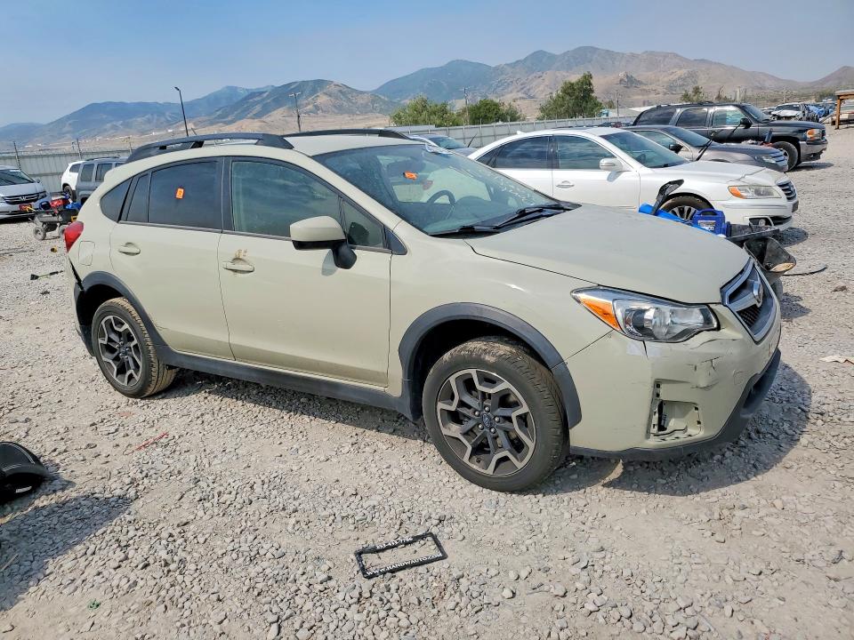 Photo 4 from auction – 2017 SUBARU CROSSTREK with VIN JF2GPABCXH8206206