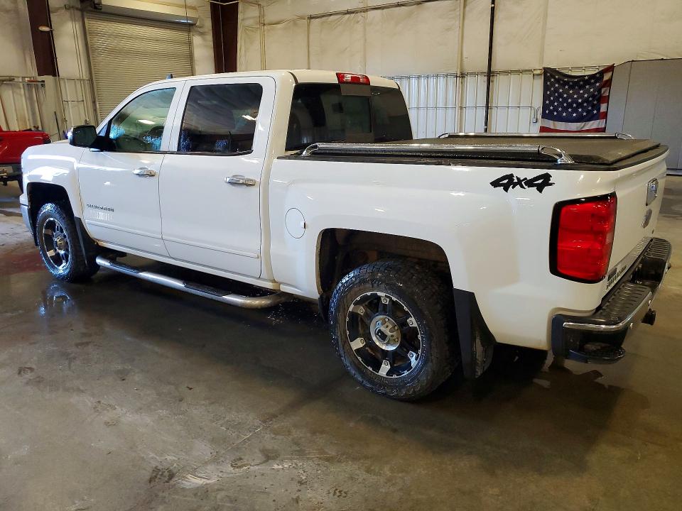 Photo 2 from auction – 2015 CHEVROLET SILVERADO with VIN 3GCUKREC8FG345512