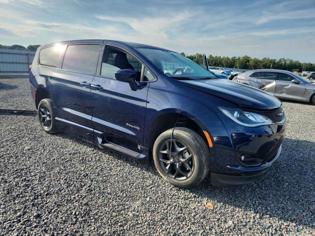 Снимка 4 от търг – 2019 CHRYSLER PACIFICA с VIN 2C4RC1FG3KR643783