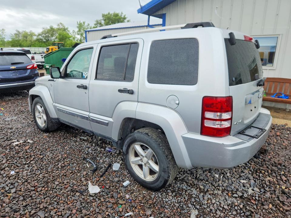 Photo 2 from auction – 2008 JEEP LIBERTY with VIN 1J8GN58K48W212419