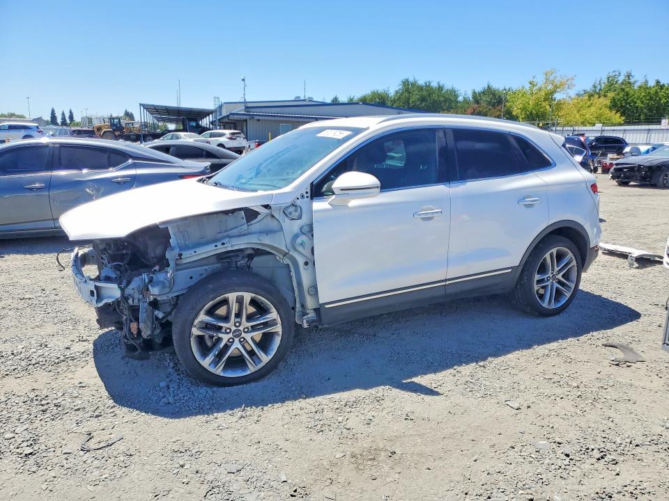 LINCOLN MKC 2019 with VIN 5LMCJ3D91KUL11834 - Photo from auction