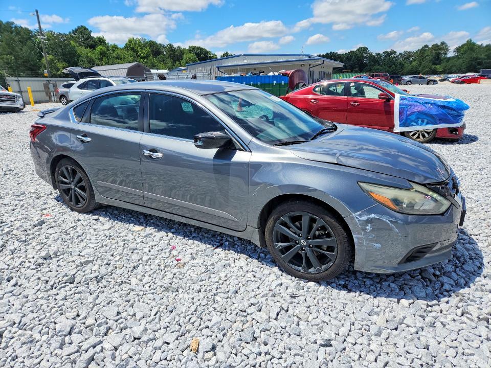 Photo 4 from auction – 2017 NISSAN ALTIMA with VIN 1N4AL3AP0HC244711