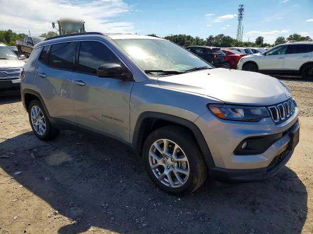 Photo 4 from auction – 2023 JEEP COMPASS with VIN 3C4NJDFN1PT513705