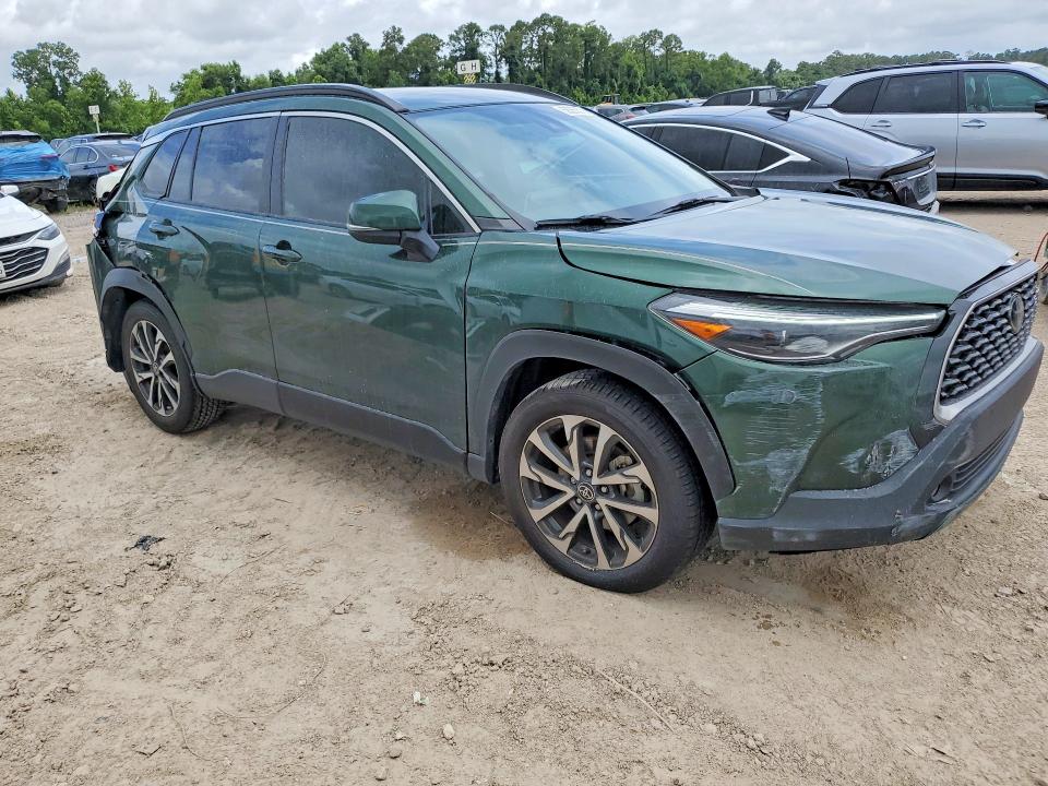Photo 4 from auction – 2022 TOYOTA COROLLA CROSS with VIN 7MUDAABG2NV040380