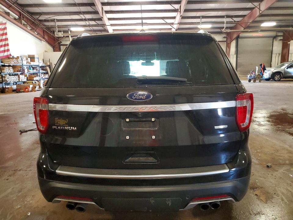 Photo 6 from auction – 2018 FORD EXPLORER with VIN 1FM5K8HT0JGC01429