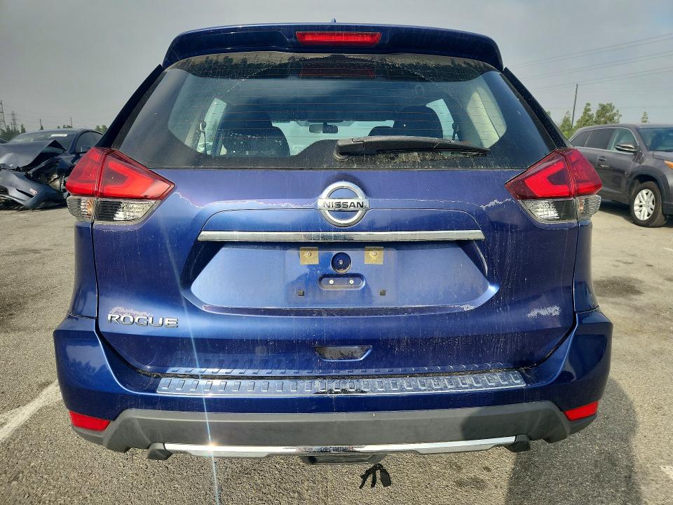 Photo 6 from auction – 2017 NISSAN ROGUE with VIN KNMAT2MT8HP607259