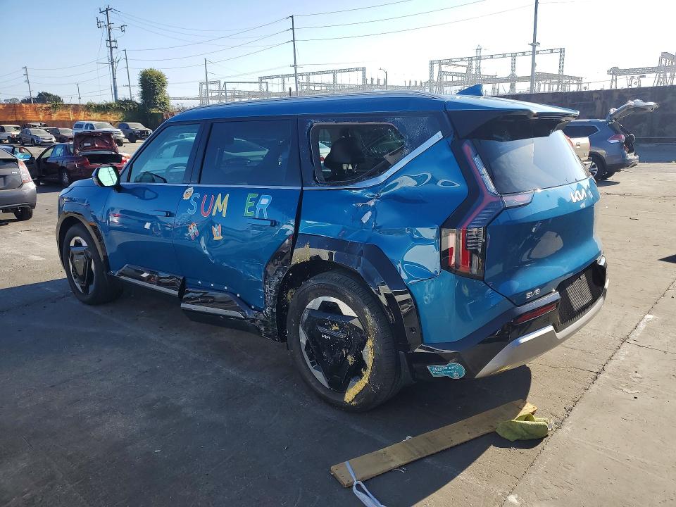 Photo 2 from auction – 2024 KIA EV9 with VIN KNDADFS52R6039459