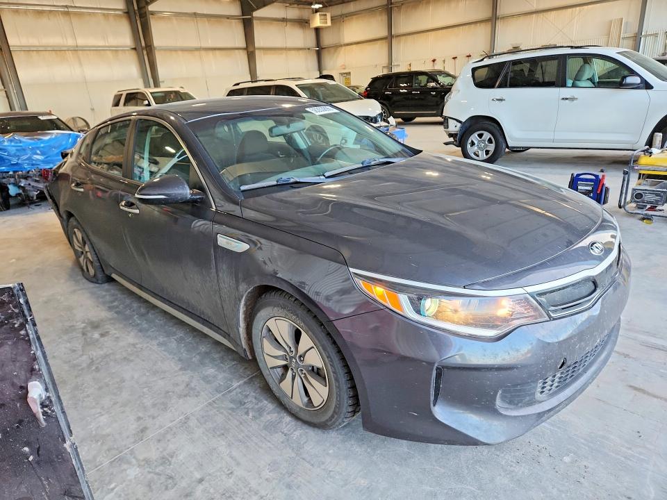 Photo 4 from auction – 2017 KIA OPTIMA with VIN KNAGT4LE9H5018531