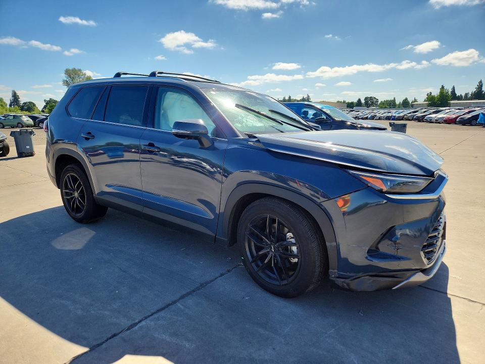 Photo 4 from auction – 2025 TOYOTA GRAND HIGHLANDER HYBRID with VIN 5TDACAB5XSS033419