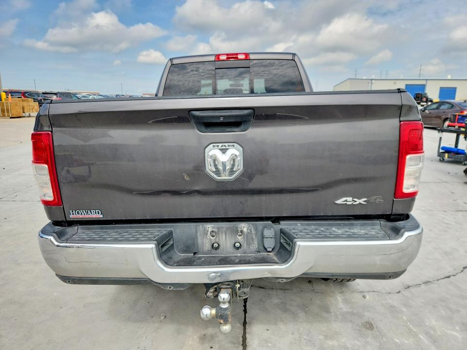 Photo 6 from auction – 2020 RAM 2500 with VIN 3C6UR5CJ5LG146426