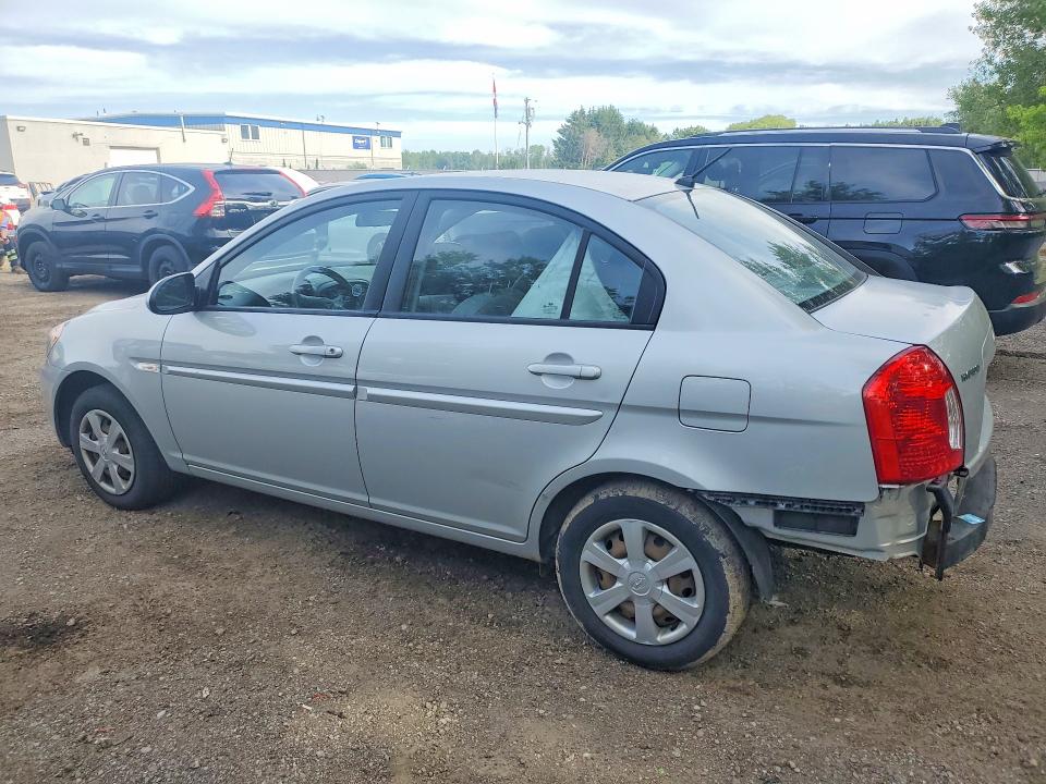 Photo 2 from auction – 2007 HYUNDAI ACCENT with VIN KMHCN45C87U165706