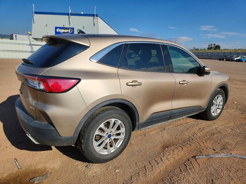 Photo 3 from auction – 2020 FORD ESCAPE with VIN 1FMCU9G66LUA64942