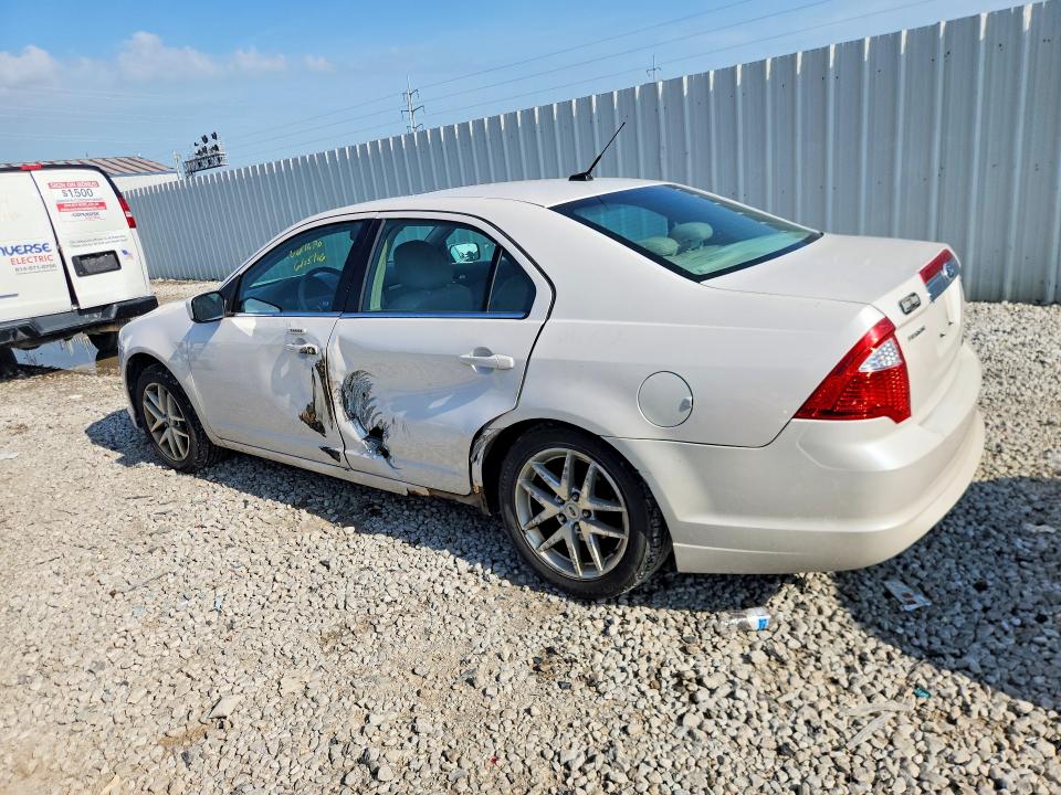 Photo 2 from auction – 2010 FORD FUSION with VIN 3FAHP0JG7AR317162