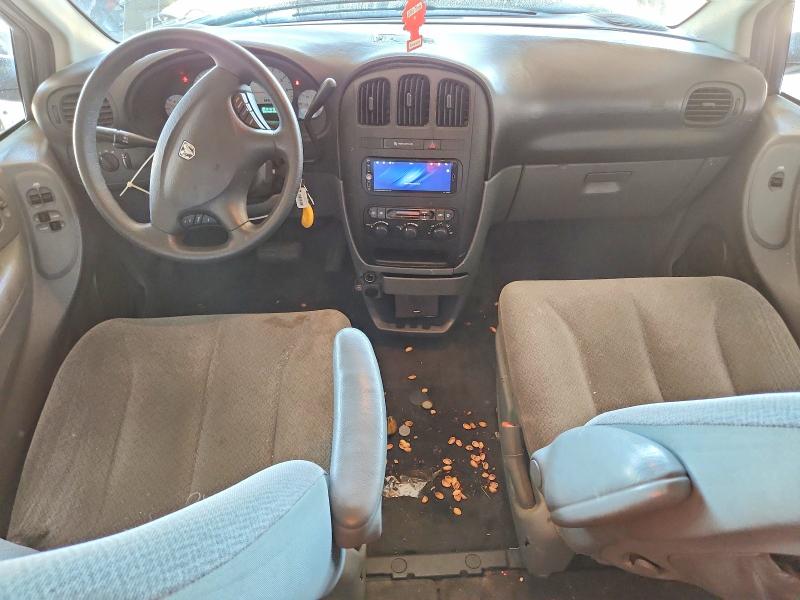 Photo 8 from auction – 2006 DODGE GRAND CARAVAN with VIN 1D4GP24RX6B639050