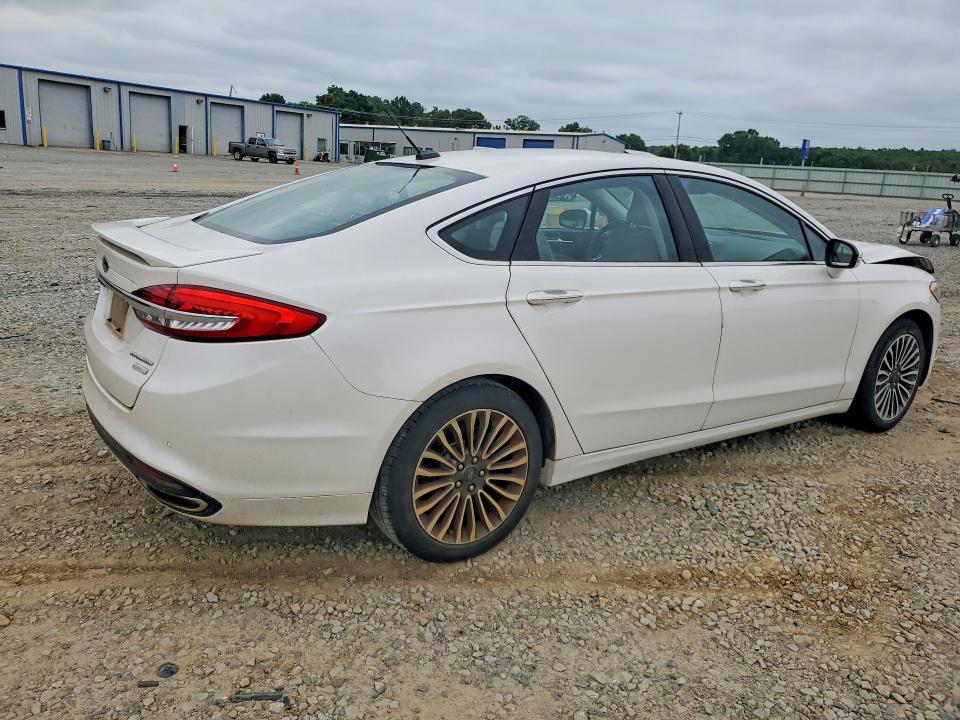 Photo 3 from auction – 2017 FORD FUSION with VIN 3FA6P0K93HR270181