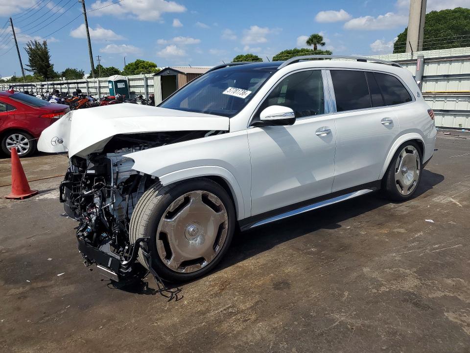 2026 MERCEDES-BENZ GLS - Търг №57781736