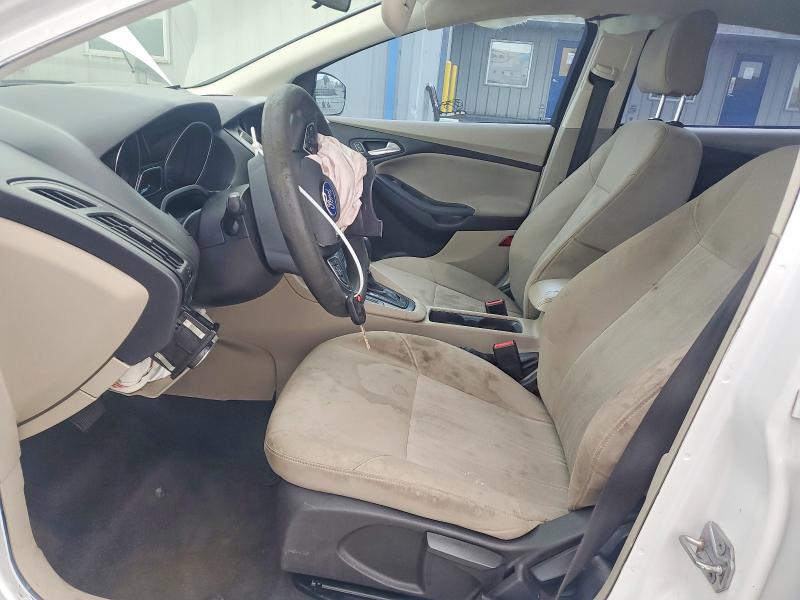 Photo 7 from auction – 2015 FORD FOCUS with VIN 1FADP3F22FL354428