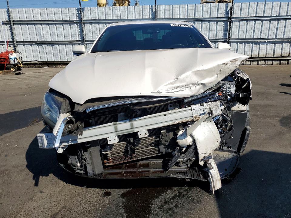 Photo 5 from auction – 2019 LINCOLN MKZ with VIN 3LN6L5LU4KR614481