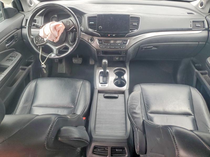 Photo 8 from auction – 2019 HONDA PILOT with VIN 5FNYF6H5XKB063972