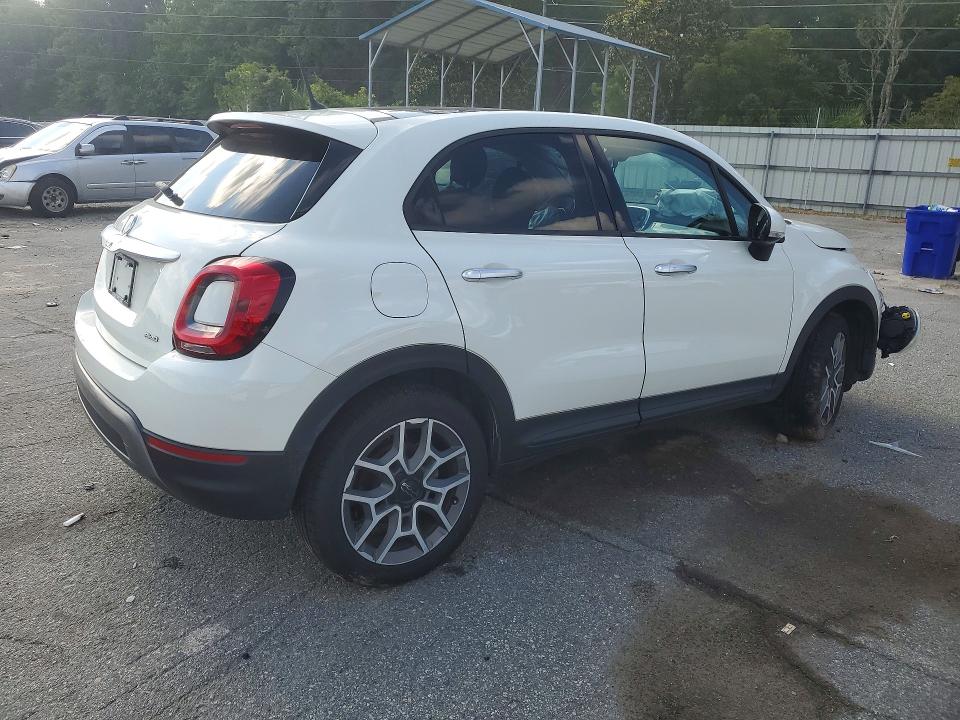 Photo 3 from auction – 2021 FIAT 500X with VIN ZFBNF3B12MP944250