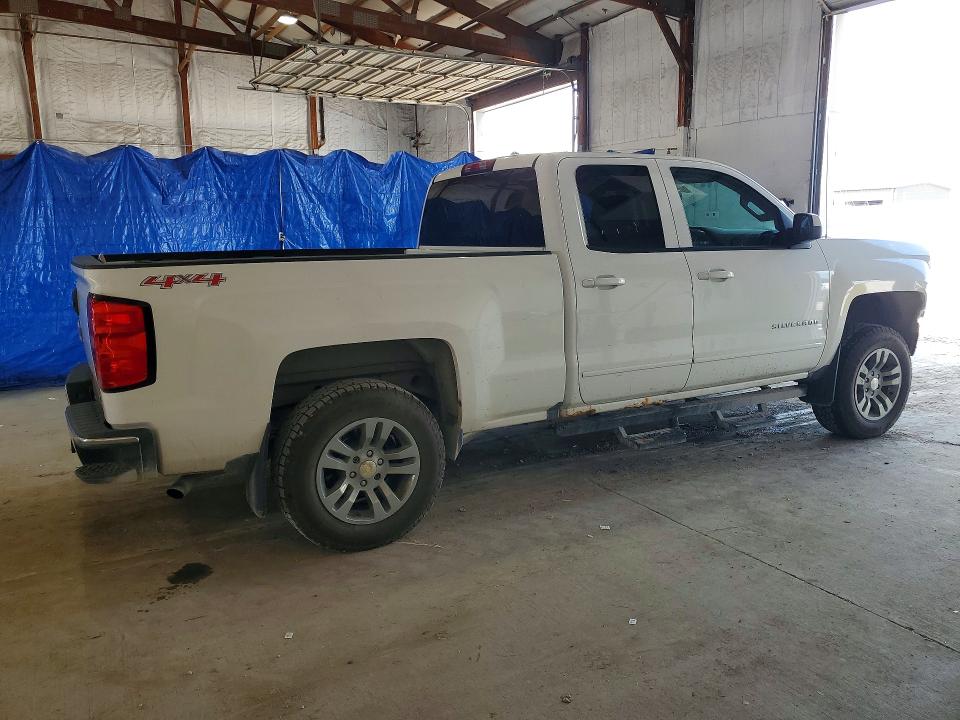 Photo 3 from auction – 2016 CHEVROLET SILVERADO with VIN 1GCVKRECXGZ120837