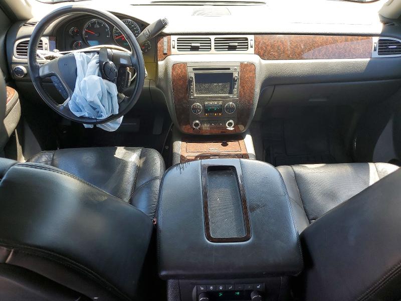 Photo 8 from auction – 2011 GMC YUKON XL with VIN 1GKS1MEF3BR226255