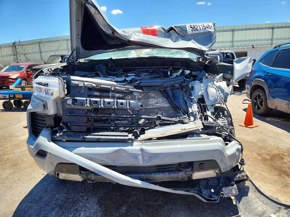 Photo 5 from auction – 2025 CHEVROLET SILVERADO with VIN 1GCUKEE8XSZ128025