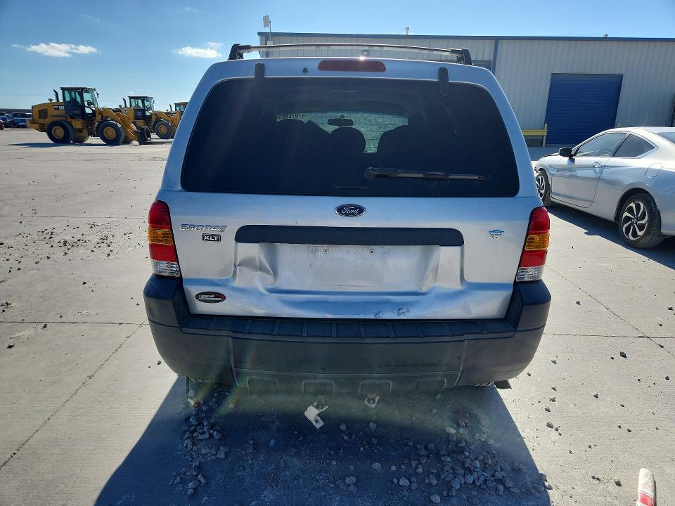 Photo 6 from auction – 2007 FORD ESCAPE with VIN 1FMYU03187KB17993