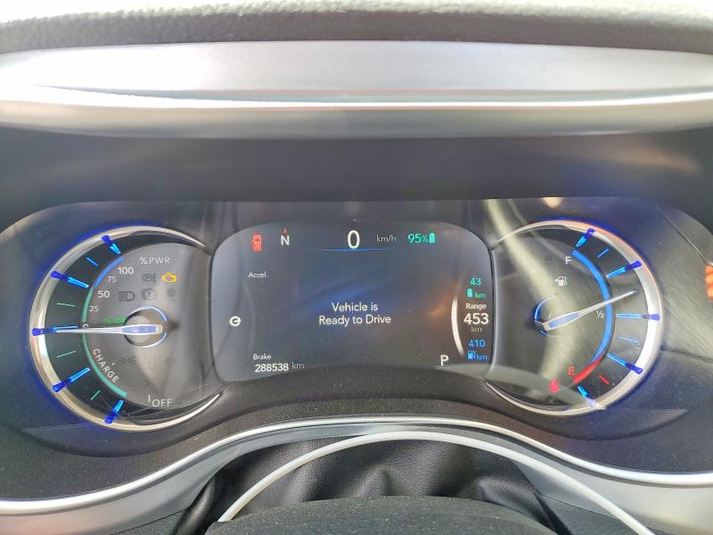 Снимка 9 от търг – 2017 CHRYSLER PACIFICA с VIN 2C4RC1N78HR679558