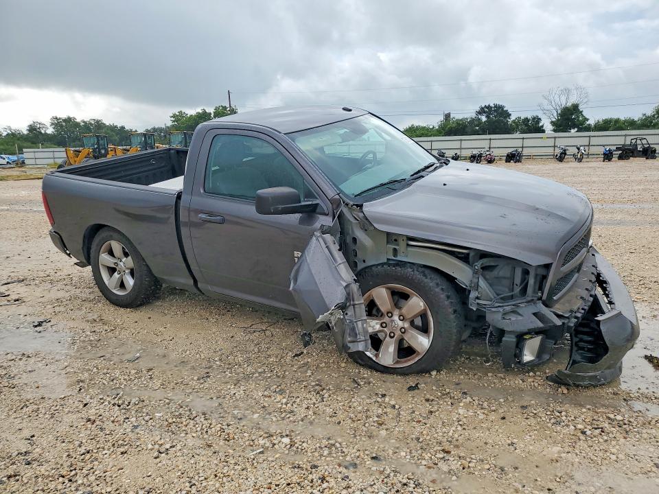 Photo 4 from auction – 2015 RAM 1500 with VIN 3C6JR6AG6FG698988
