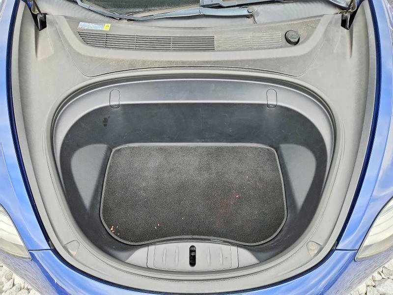 Photo 11 from auction – 2018 TESLA MODEL 3 with VIN 5YJ3E1EA2JF042825