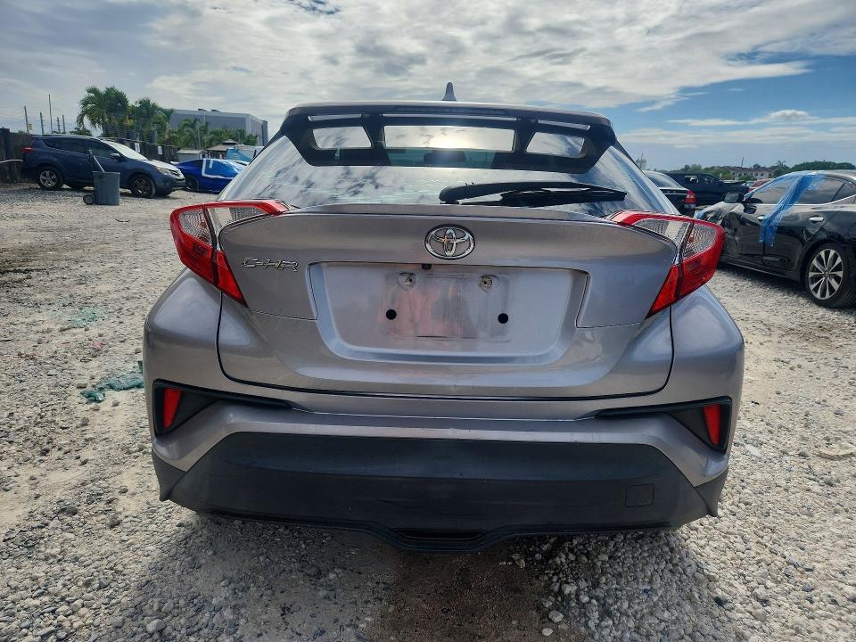 Photo 6 from auction – 2019 TOYOTA C-HR with VIN NMTKHMBX5KR078047