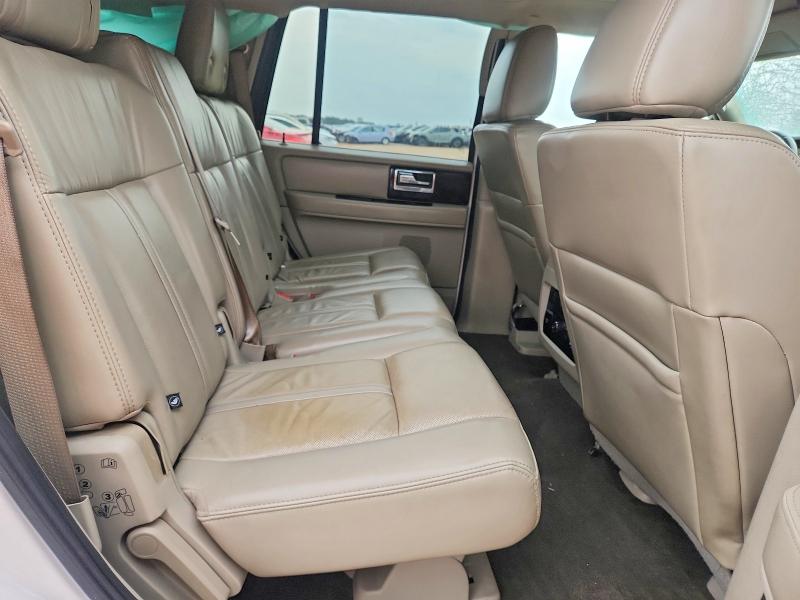Photo 11 from auction – 2017 LINCOLN NAVIGATOR with VIN 5LMJJ2JTXHEL04871