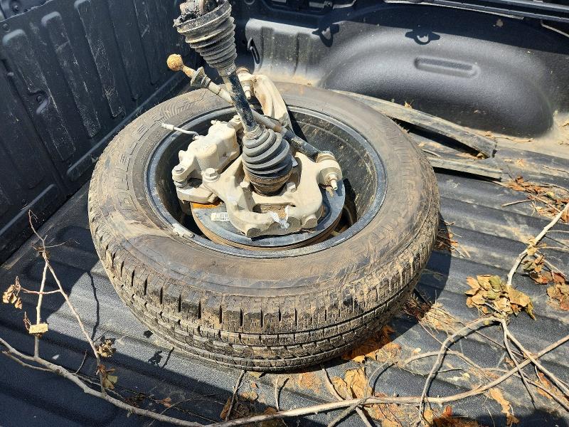 Photo 12 from auction – 2026 RAM 1500 with VIN 1C6SRFFT1TN210768