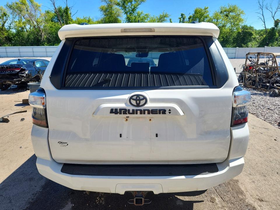 Photo 6 from auction – 2021 TOYOTA 4RUNNER with VIN JTEMU5JR7M5957665