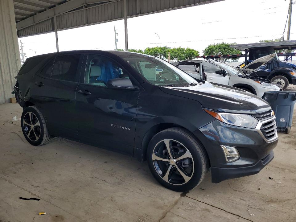 Photo 4 from auction – 2020 CHEVROLET EQUINOX with VIN 2GNAXHEV7L6156574