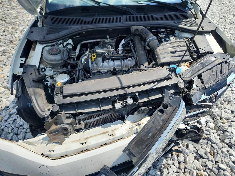 Photo 11 from auction – 2020 VOLKSWAGEN JETTA with VIN 3VWCB7BU5LM002714
