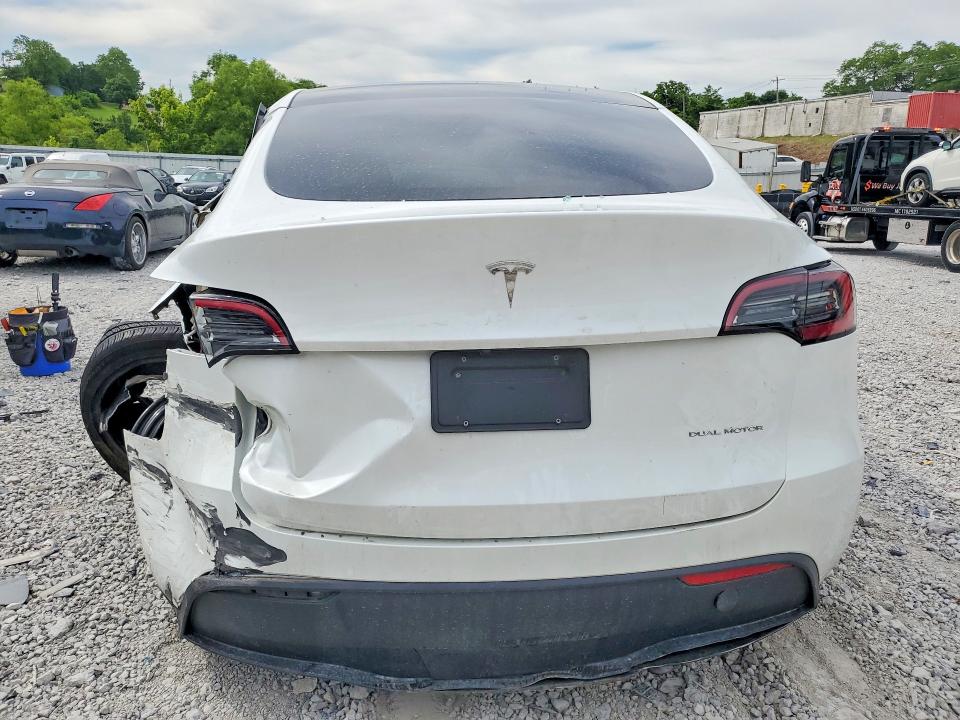 Photo 6 from auction – 2024 TESLA MODEL Y with VIN 7SAYGDEE1RF209324