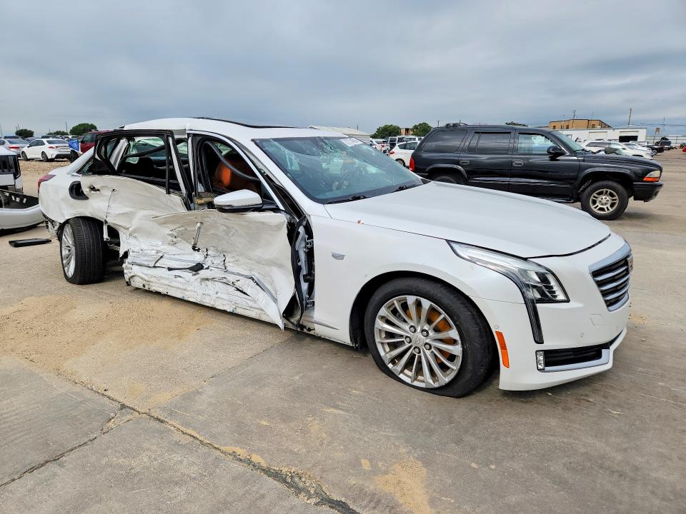 Photo 4 from auction – 2018 CADILLAC CT6 with VIN 1G6KC5RX2JU151271