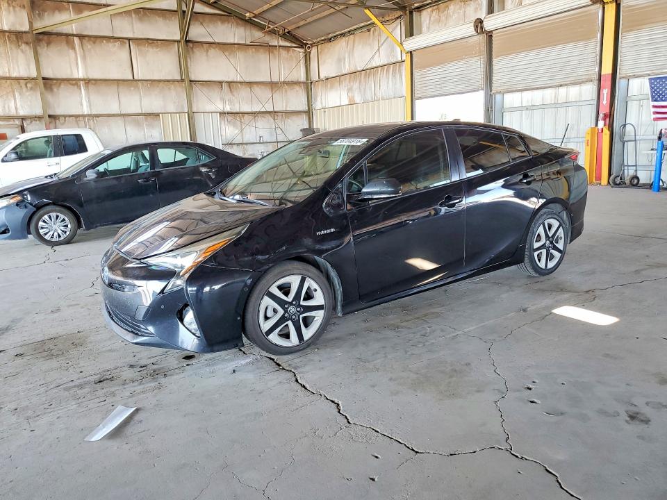 TOYOTA PRIUS 2017 with VIN JTDKARFU6H3045555 - Photo from auction