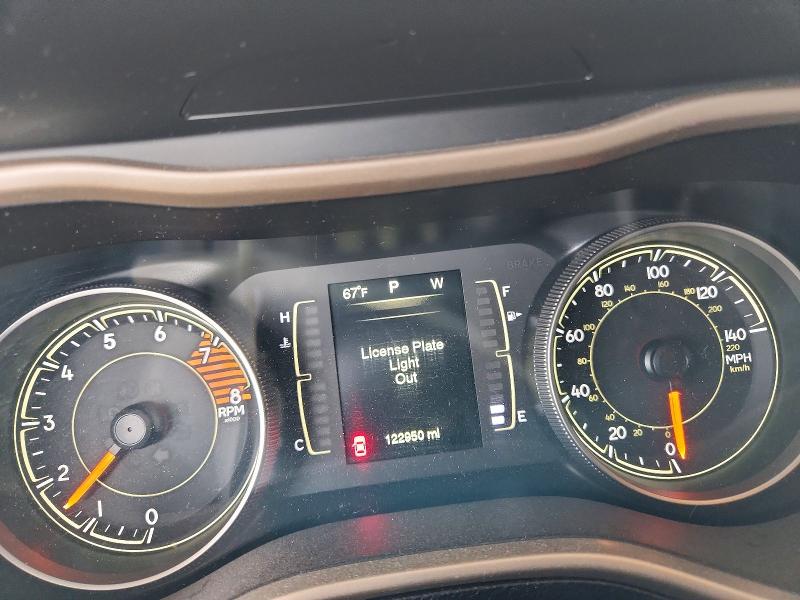 Photo 9 from auction – 2016 JEEP CHEROKEE with VIN 1C4PJMCS9GW270318