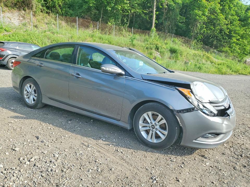 Photo 4 from auction – 2014 HYUNDAI SONATA with VIN 5NPEB4AC6EH864030