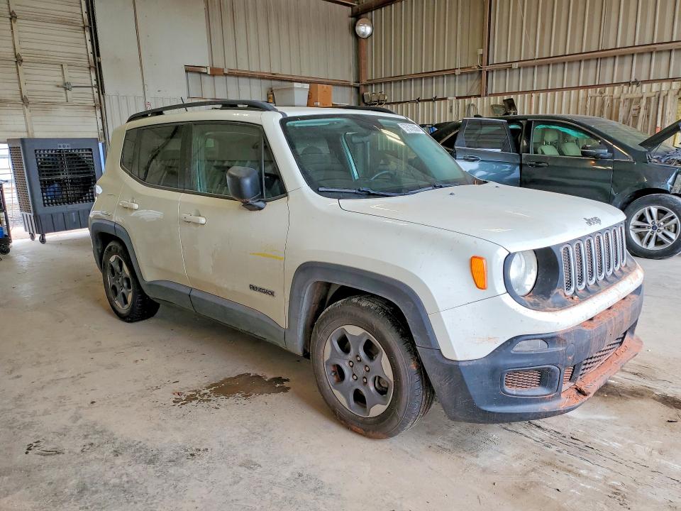 Photo 4 from auction – 2017 JEEP RENEGADE with VIN ZACCJAAB8HPE53210