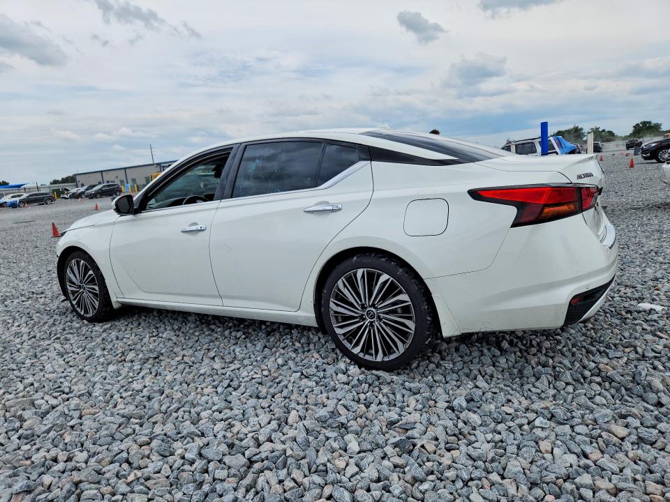 Photo 2 from auction – 2023 NISSAN ALTIMA with VIN 1N4BL4EV2PN417506